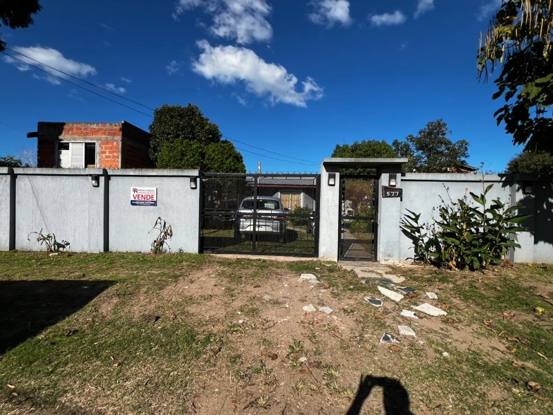 CASA Casa con 6 Departamentos