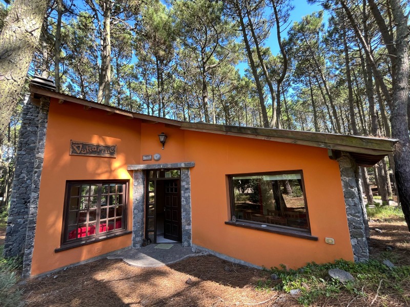 CASA Casa Vakarine